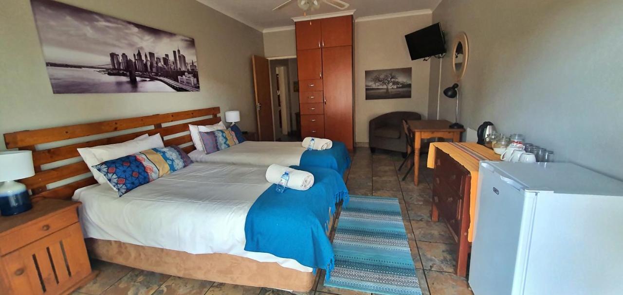 Aero Lodge Guest House Middelburg  Eksteriør billede